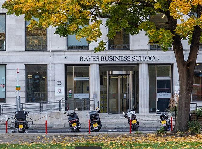 Bespoke data and strategic intelligence illustration